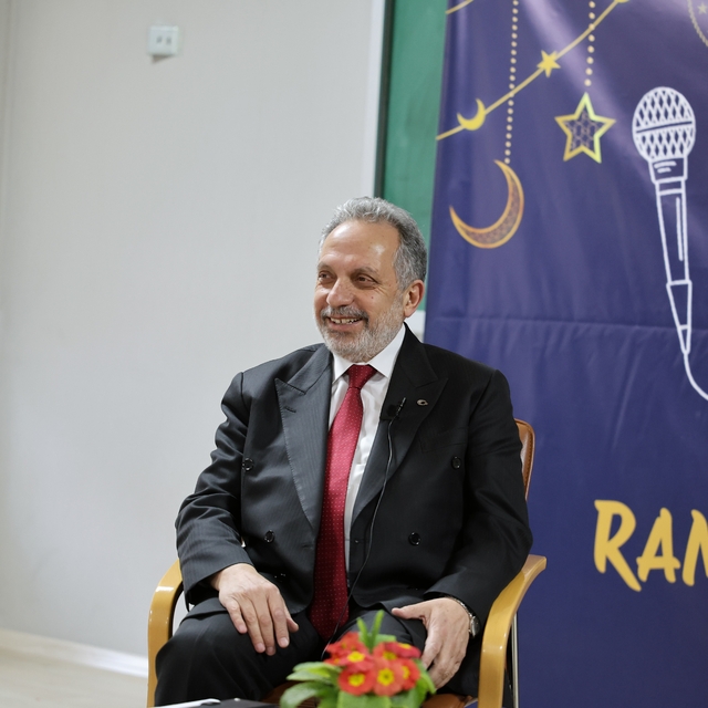 Başkan Yalçın gençlerle Ramazan söyleşisinde