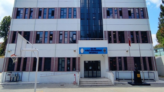 Bilecik'te bir okuldan 433 bin 500 TL'lik katı atık ücreti talebi
İl Milli Eğitim Müdürlüğü 2 aylık döneme ait su faturasına yansıtılan ücrete itiraz etti