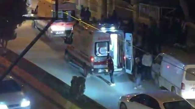 Motosiklet ile otomobil çarpıştı: 2 yaralı