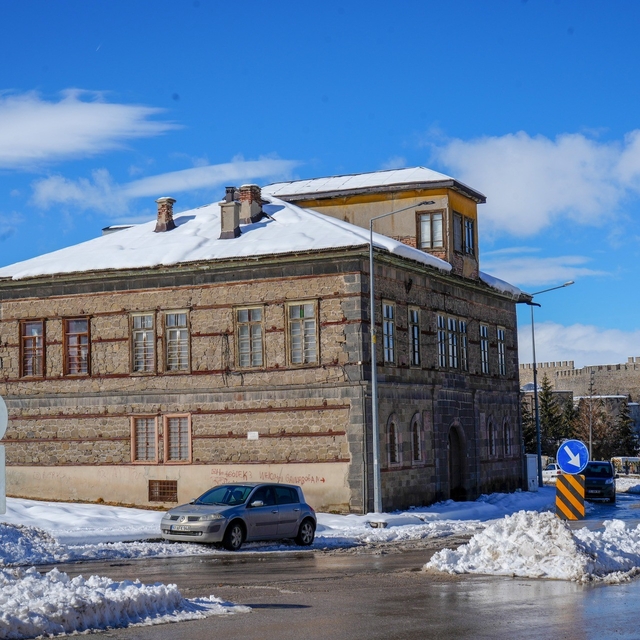 Erzurum ve Erzincan için kar yağışı uyarısı
