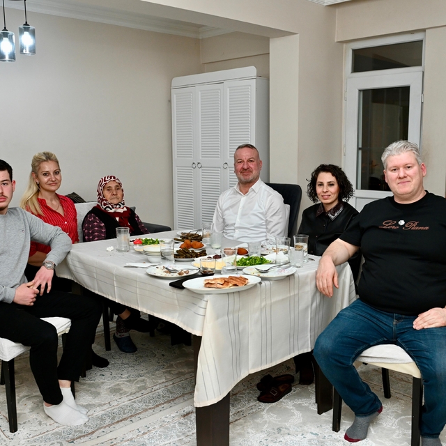 Başkan Karabatı gönül sofrasında buluştu