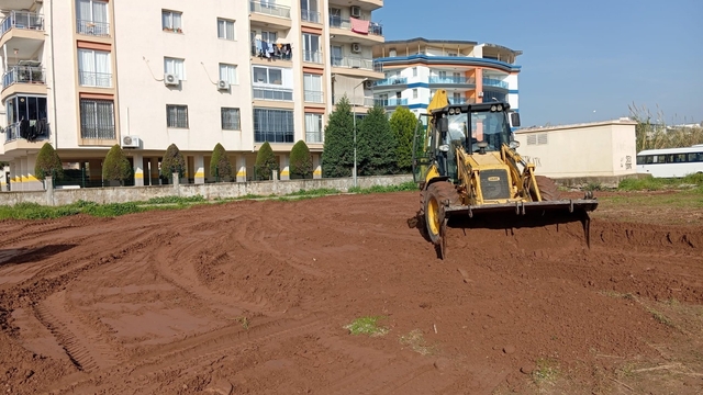 Efeler'de Fenerbahçeliler Parkı için ilk kazma vuruldu