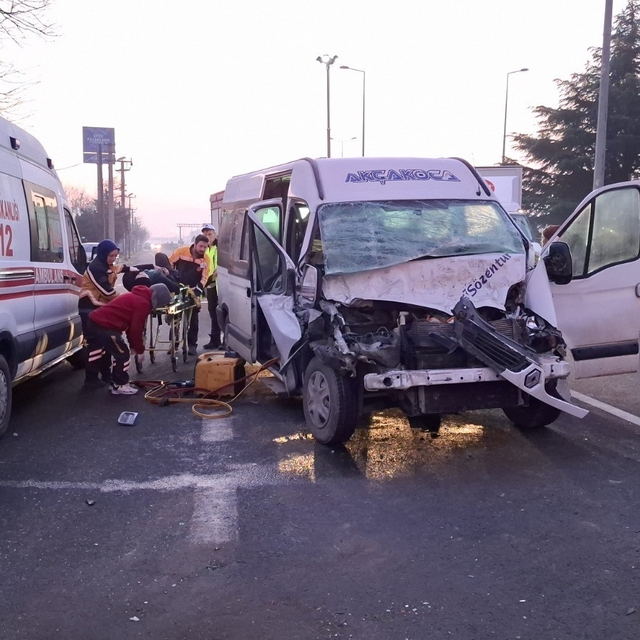 Düzce'de kazalarda 2 kişi öldü 135 kişi yaralandı