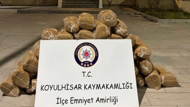 Sivas'ta 200 kilogram gümrük kaçağı tütün ele geçirildi