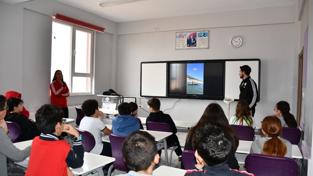 Karaman'da kürek sporu için okullarda yetenek taraması yapıldı