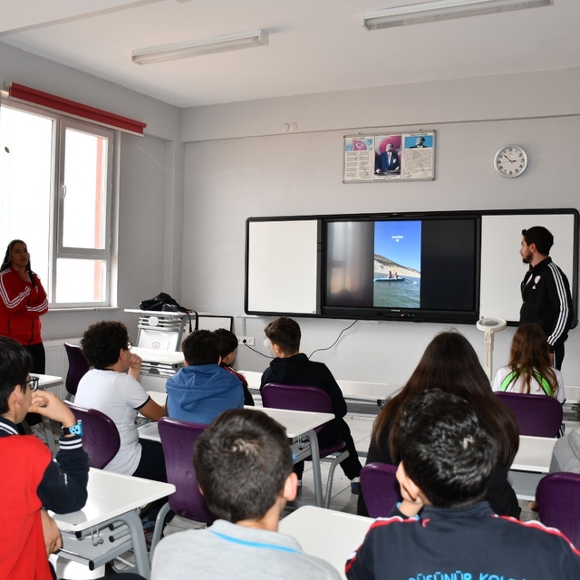 Karaman'da kürek sporu için okullarda yetenek taraması yapıldı