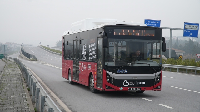 Balıkesir, ulaşımda vatandaşın cebini düşünüyor
Balıkesir Büyükşehir Belediyesi, ulaşım ücretlerinde uygunlukta ilk onda yer alıyor