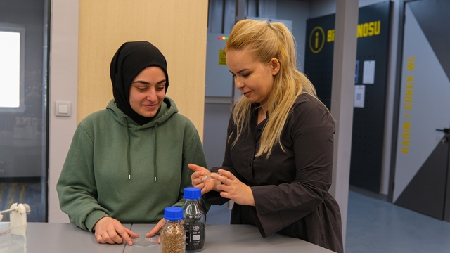 Hitit Üniversitesi Milli Teknoloji Atölyesi kapılarını öğrencilere açtı