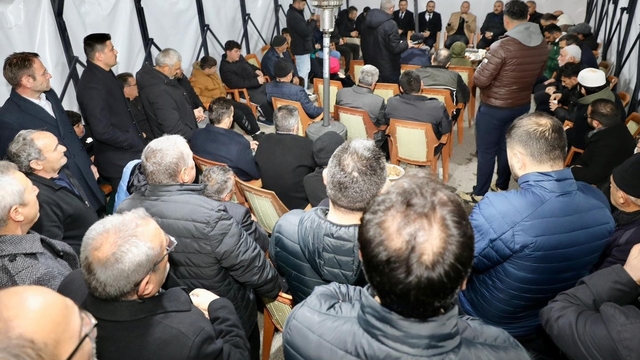 Niğde'de ilk mahalle iftarı yapıldı