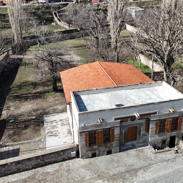 Kayseri'nin türkülere konu olan bağ kültürü Melikgazi'de müze olarak yaşaya...