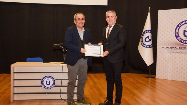 ADÜ'de "28 Şubat'tan 15 Temmuz'a Darbelerin Anatomisi" konferansı gerçekleşti