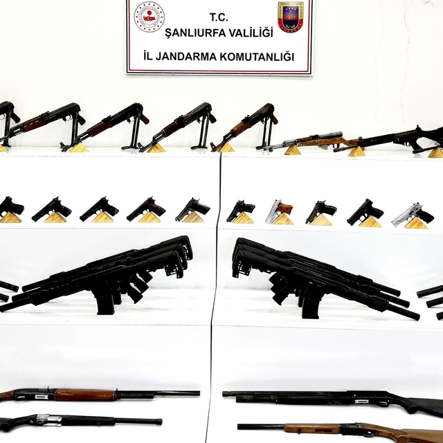 Şanlıurfa'da silah kaçakçılığı operasyonunda 8 şüpheli yakalandı