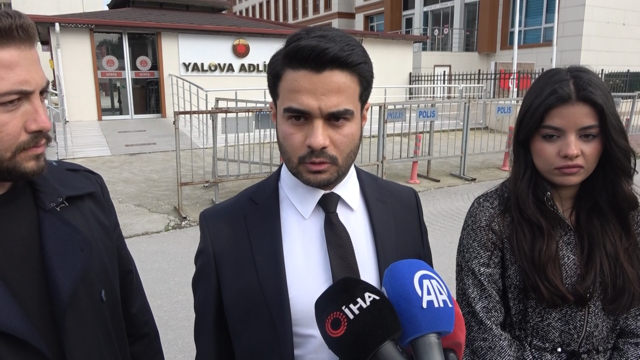 Yalova'da 14 aylık bebeğin yaralandığı komşu kavgasıyla ilgili baba ve anne ifade verdi
Tutuklanan sanık: "Benim amacım Muhammed Baca'ya vurmaktı. Ancak savurduğum cisim kucağındaki çocuğa denk geldi"