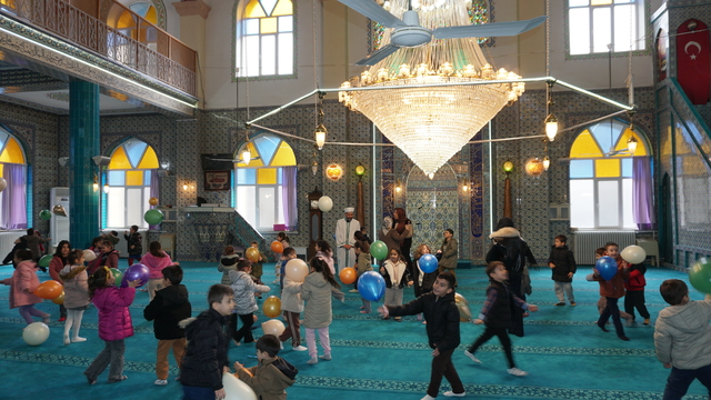 Osmancık'ta minik öğrencilere camide ramazan etkinliği yapıldı