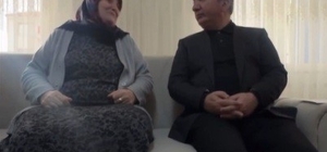 Bir ömre sığan fedakârlık: 11 kardeşe hem abla hem anne oldu