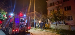 Gece yarısı evden alevler yükseldi, mahalleli sokağa döküldü
Ekipler tarafı...