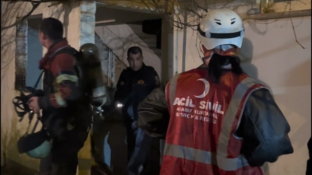 Aydın'da ev sahibi çıkan yangında dumandan etkilendi