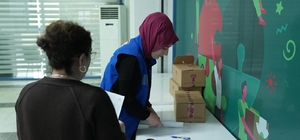 Düzce'de çölyak hastalarına özel koli dağıtıldı