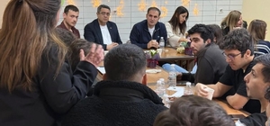 Bayındır Kaymakamı Murat Mete öğrencilerle iftarda buluştu