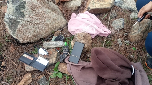 Yedi gündür kayıp olan gence ait eşyalar arazide bulundu