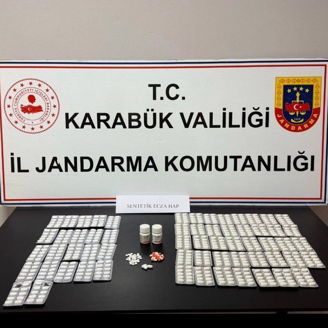 Karabük'te uyuşturucu operasyonlarında 4 şüpheli gözaltına alındı