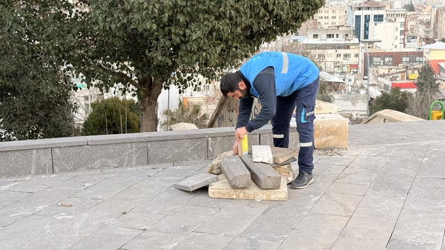 Kayınpederinden devraldığı ramazan topu patlatma geleneğini 25 yıldır sürdürüyor