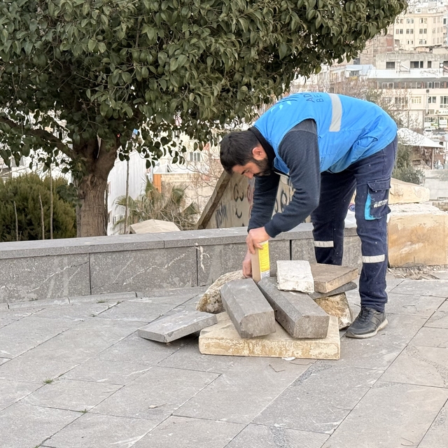 Kayınpederinden devraldığı ramazan topu patlatma geleneğini 25 yıldır sürdü...
