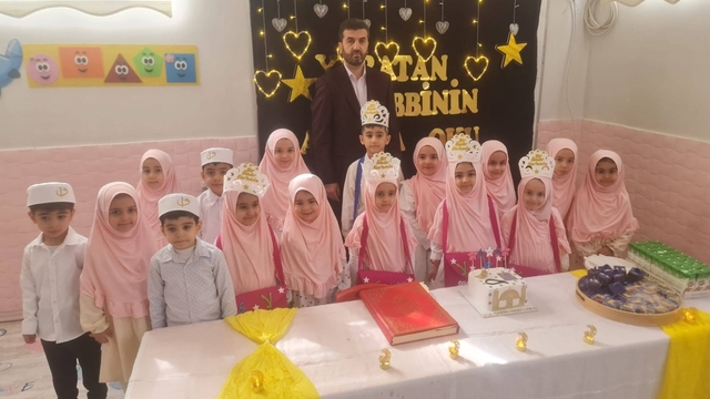 Minikler için Kur'an-ı Kerim'e geçme etkinliği