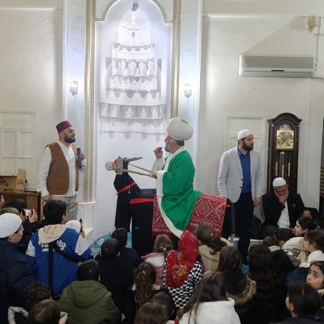 Şehzadeler'de çocuklara özel teravih gecesi