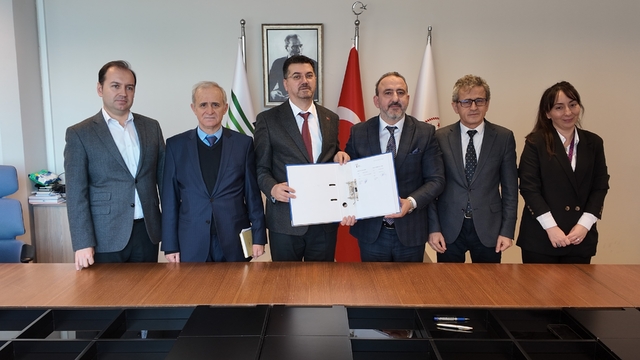 Tekirdağ'da tarımda dijital dönüşüm için imzalar atıldı
40 teknik personele İHA-1 pilotluk eğitimi