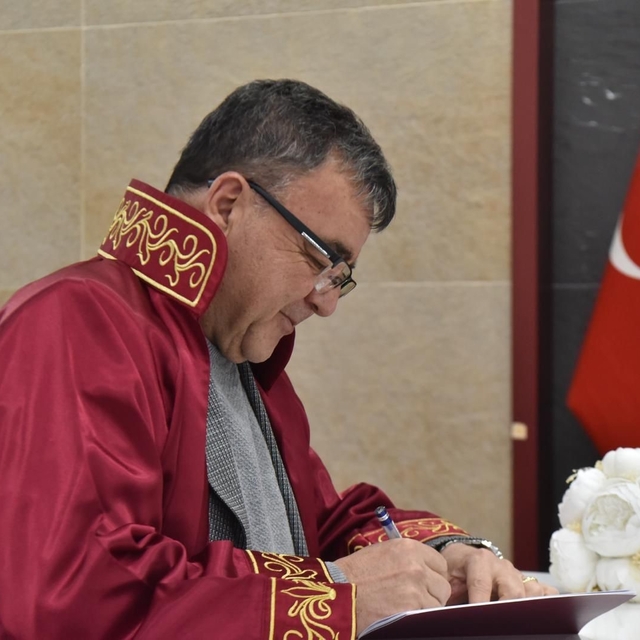 Altıeylül'de yeni evlenecek çiftelere 10 bin TL destek
Altıeylül Belediyesi...