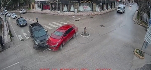 Amasya'da otomobilin Yeşilırmak Nehri'ne uçtuğu kaza kamerada