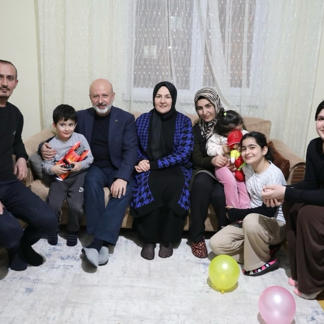 Başkan Çolakbayrakdar, iftarda Sever ailesinin konuğu oldu