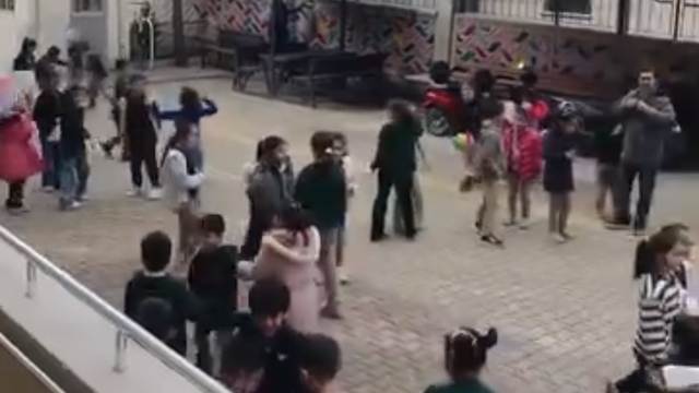 Osmaniye'de okullarda Ramazan coşkusu: Öğrenciler ilahiye hep bir ağızdan eşlik etti