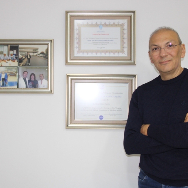 Prof. Dr. Karalezli: "Ayak bileği burkulmalarını hafife almayın"