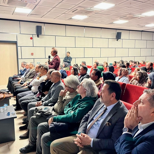 Bilecik'te 'Şeyh Edebali Anma Konferansı' düzenlendi