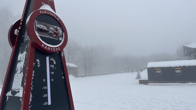 Kartepe'de kar yeniden etkisini gösterdi