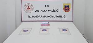 Antalya'da 1 kilo 810 gram uyuşturucu madde ele geçirildi