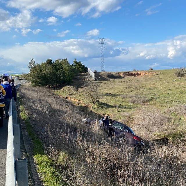 İpsala'da trafik kazasın: 1'i çocuk 3 yaralı