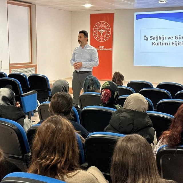 Sinop'ta stajyer öğrencilere "iş güvenliği" eğitimi