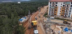 Akçaova TOKİ girişi yol çalışmaları devam ediyor
