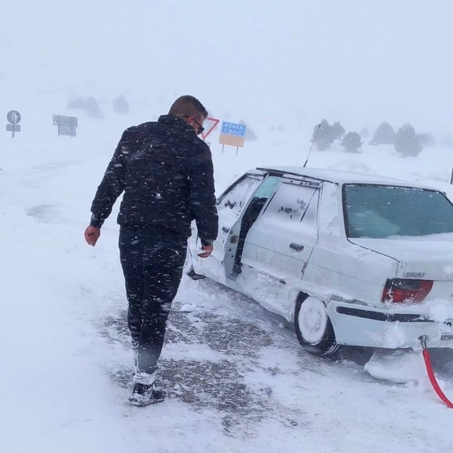 Tomarza - Arslantaş ile Tufanbeyli - Ayvat yolu ulaşıma kapandı