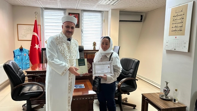 Filipinli Talactac Müslüman olup "Hayat" ismini aldı