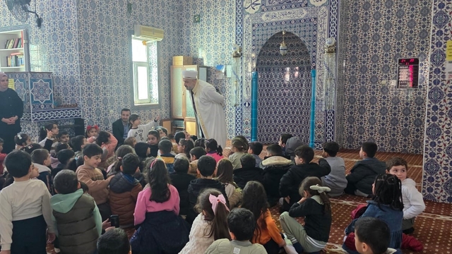 Siirt'te anaokulu öğrencilerine cami tanıtım etkinliği