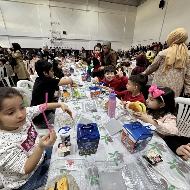 Çorum Belediyesi'nden çocuklara "tekne orucu" iftarı