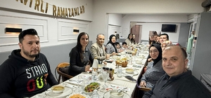 Atkaracalar Kaymakamı Saliha Karataş, öğretmenlerle iftarda buluştu