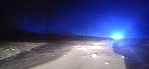 Eğribel Tüneli girişinde çığ düştü: Yol ulaşıma kapandı