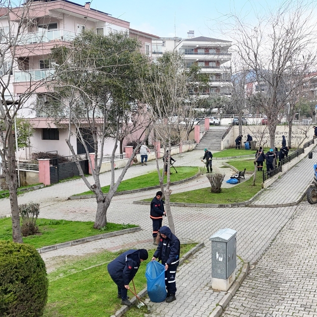 Nazilli'de parklar bahara hazırlanıyor