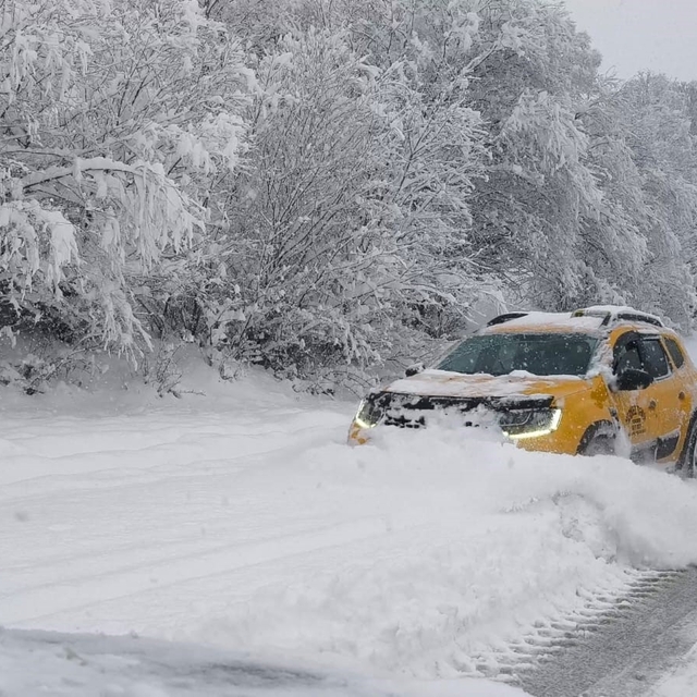 Artvin'in Şavşat ilçesinde eğitime kar engeli