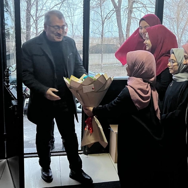 Erzurum'da iftar sofrasında anlamlı buluşma